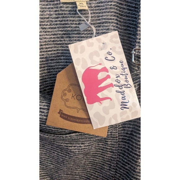 KORI Black and White Overall Romper Shorts, XL, NWT - Picture 3 of 7